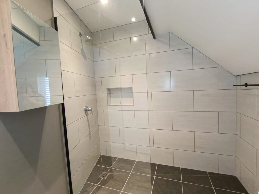 To Let 1 Bedroom Property for Rent in Newlands Western Cape